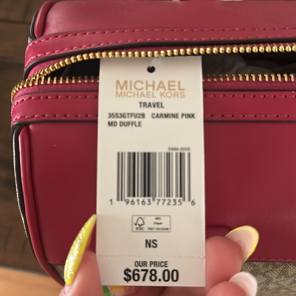 MK Carmine Pink Medium Duffle new with tag - Picture 6 of 6